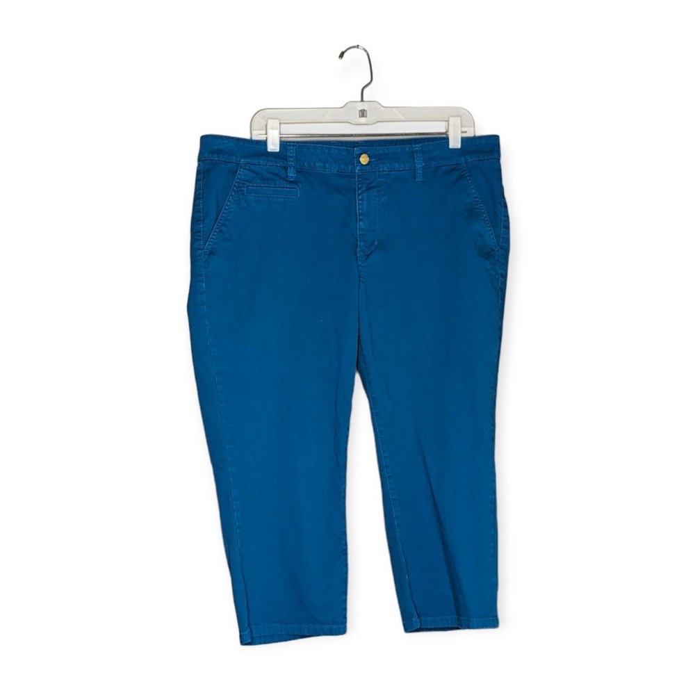 Old Navy Cropped Blue Jeans Size 16